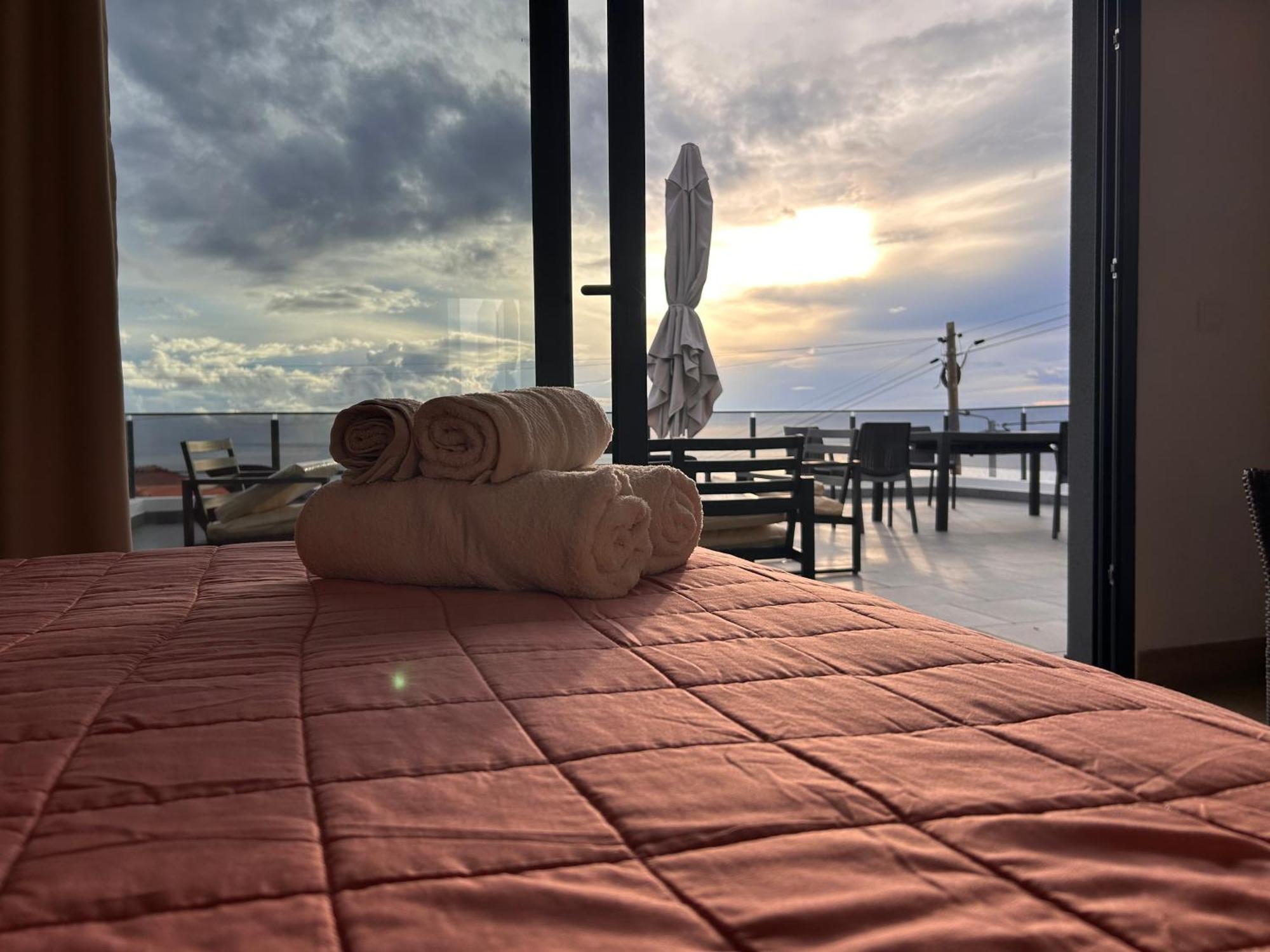 Calheta Ocean View Family Apartment - Air Condition Estreito Da Calheta Ngoại thất bức ảnh